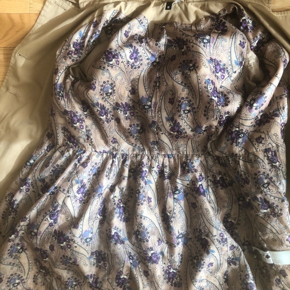 Light Academia Petite Trench Coat - Picture 6 of 7